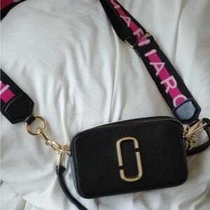 Marc Jacobs The Snapshot Black Crossbody Bag with Gold Hardware